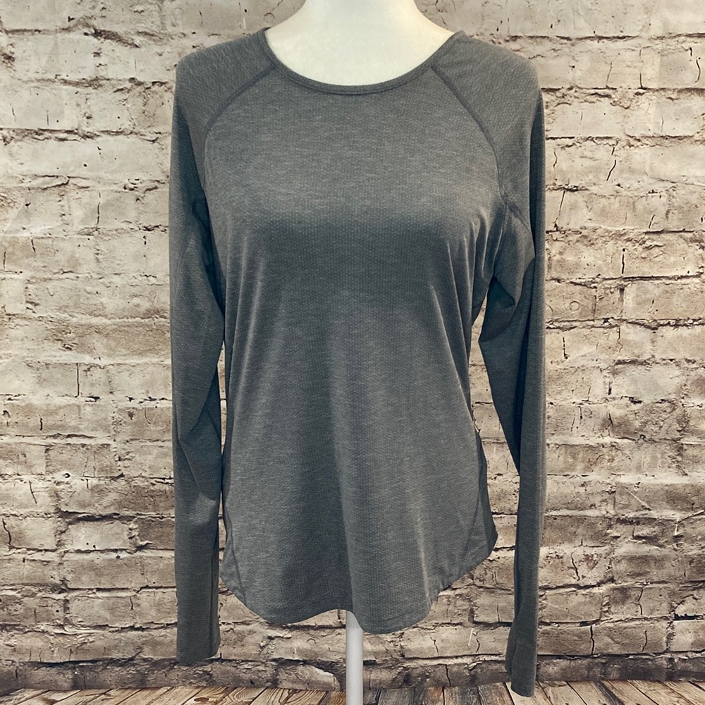 Asics Women's Long Sleeve Top w/ Thumb Holes